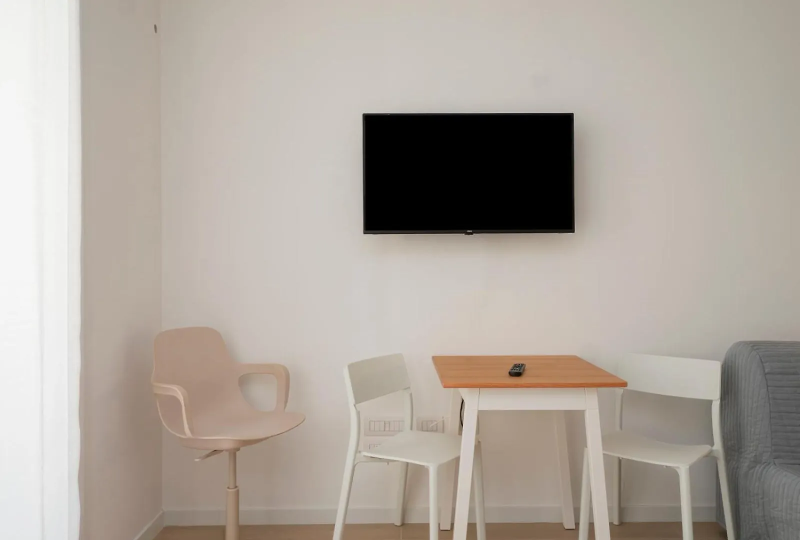 I Host Apartment - Binda 18 Milan